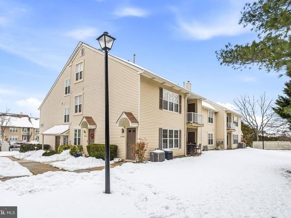 2705 A HEATHERSTONE COURT, MOUNT LAUREL, NJ 08054