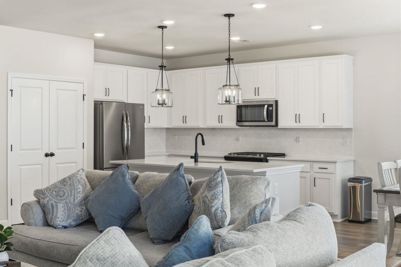 269 Valerio St.  Photo 13