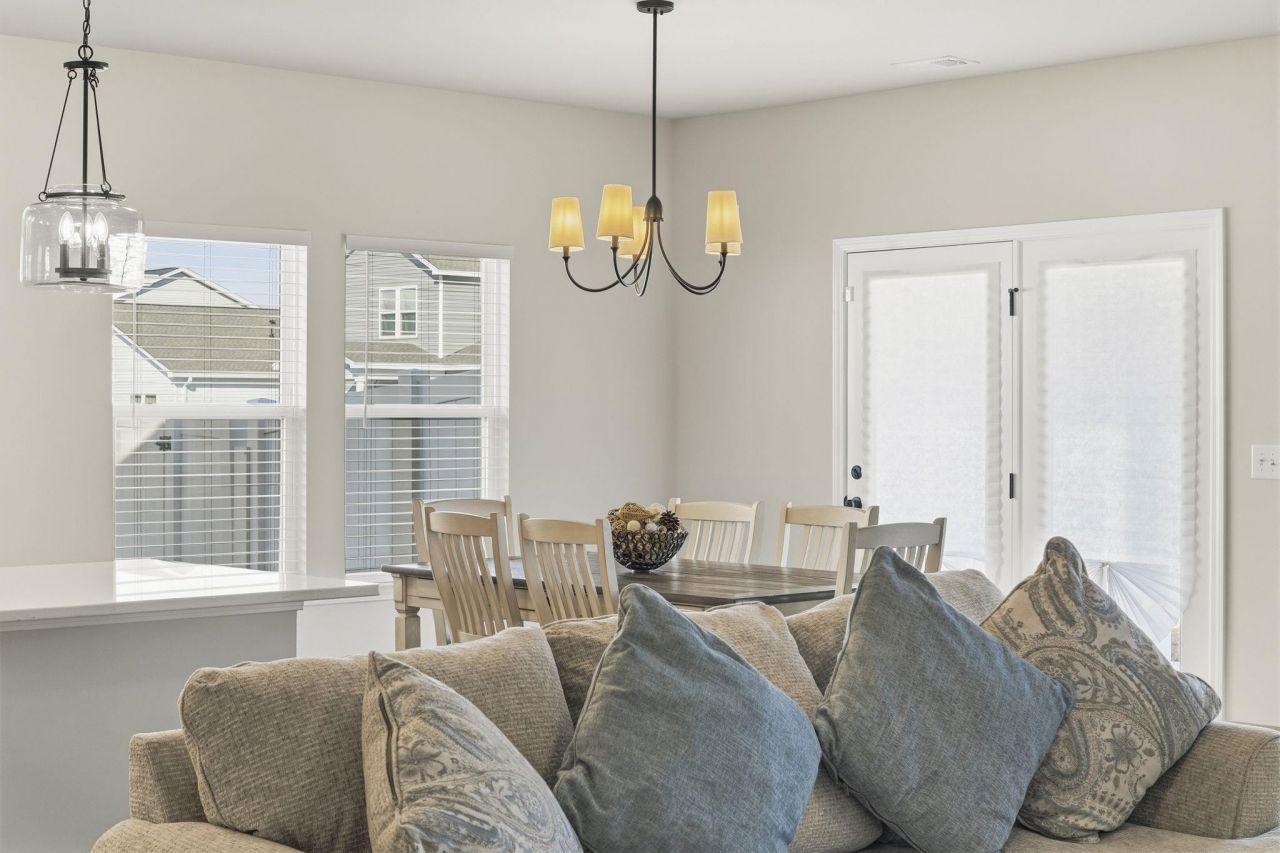 269 Valerio St.  Photo 16