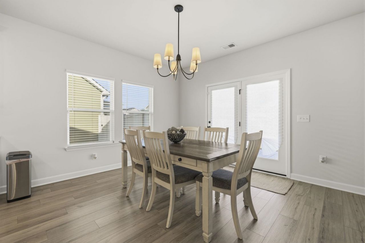 269 Valerio St. Photo 22