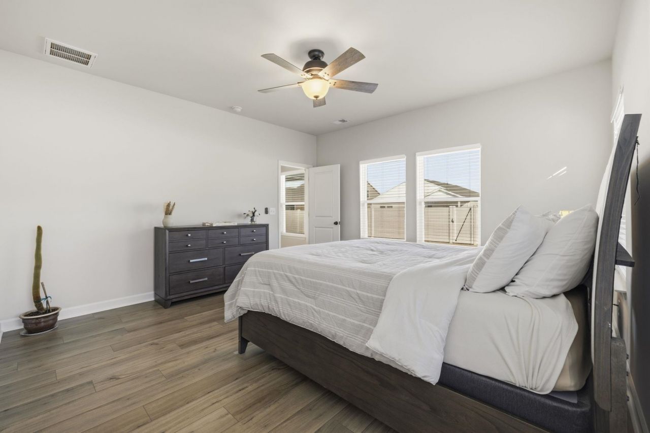 269 Valerio St.  Photo 25