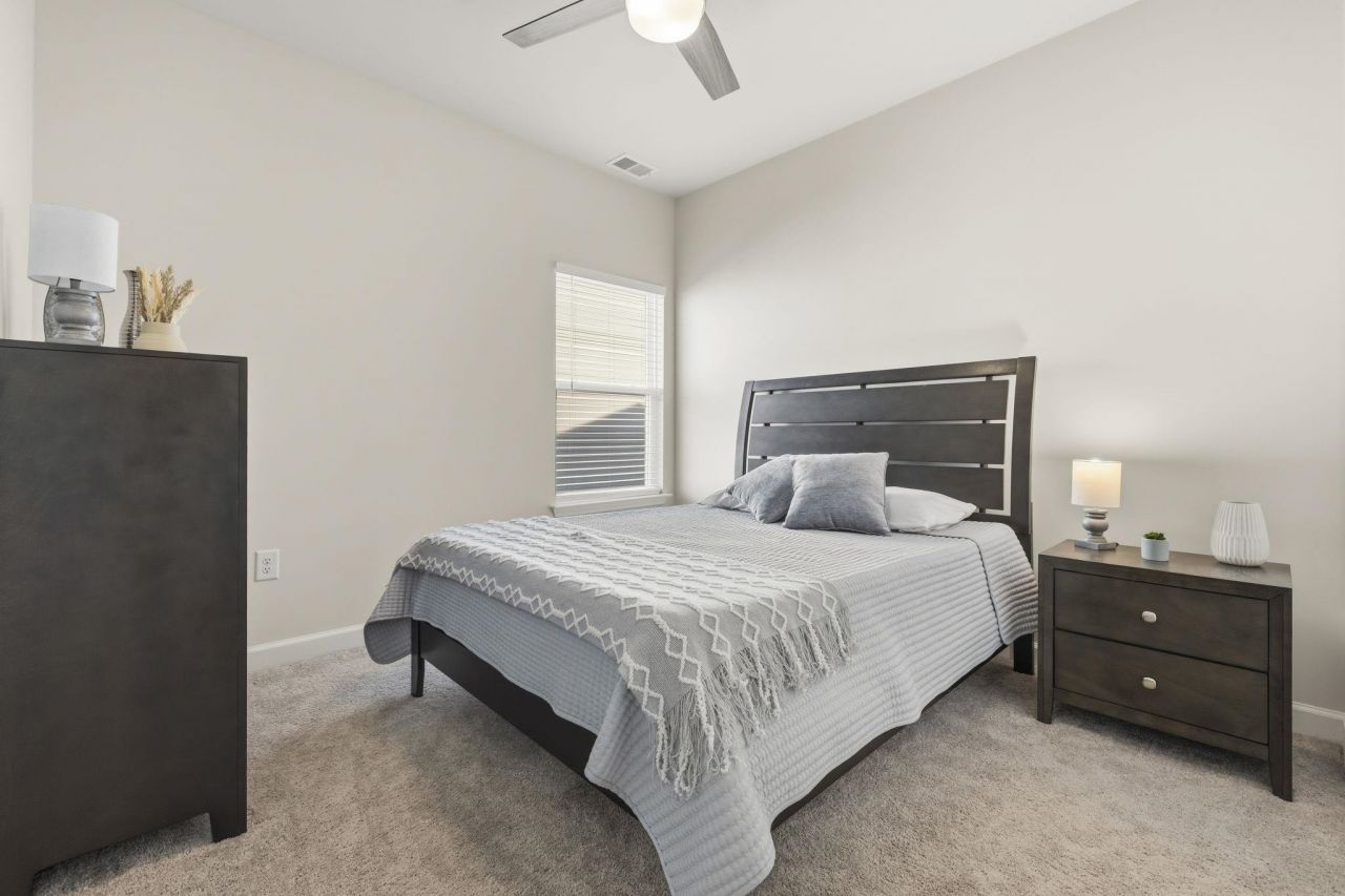 269 Valerio St.  Photo 32