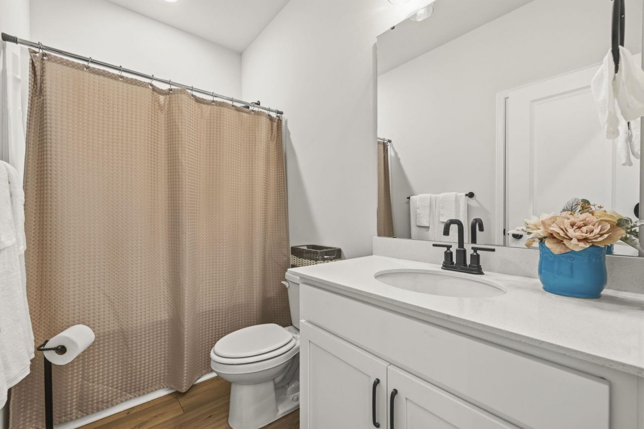 269 Valerio St.  Photo 34