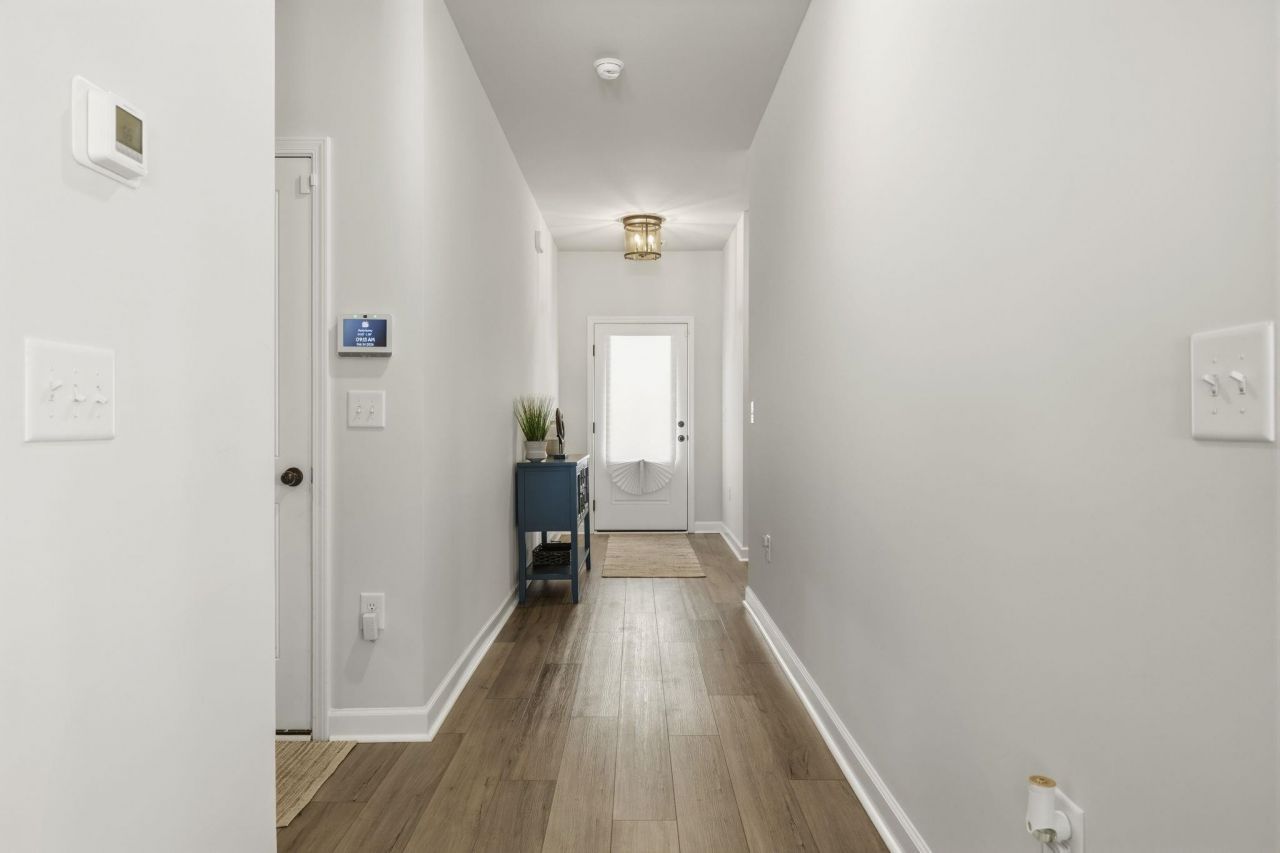 269 Valerio St.  Photo 7