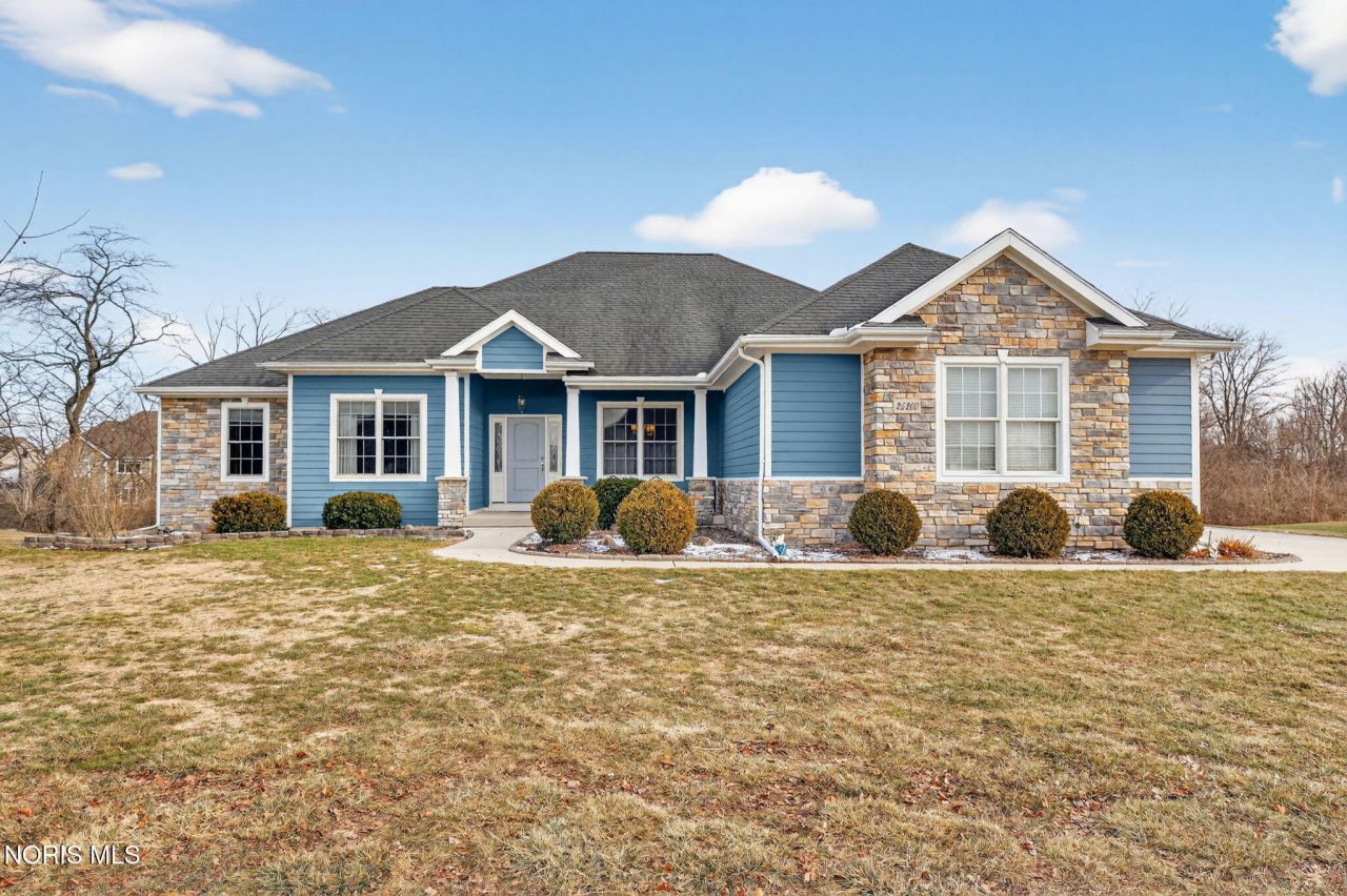 25200 Rocky Harbour Drive, Perrysburg, OH 43551 Main Photo