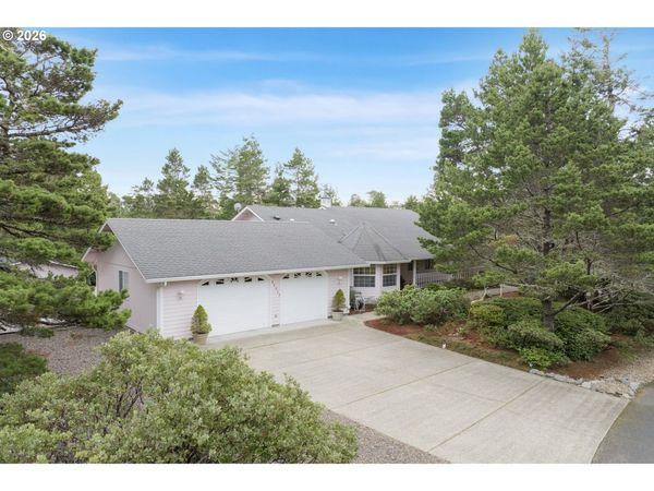 87629 WOODMERE, Florence, OR 97439