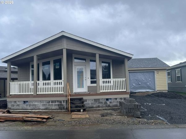 4155 NE THREE MILE LN, Unit 108, McMinnville, OR 97128