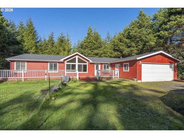 290 SW NEWTON DR, Waldport, OR 97394