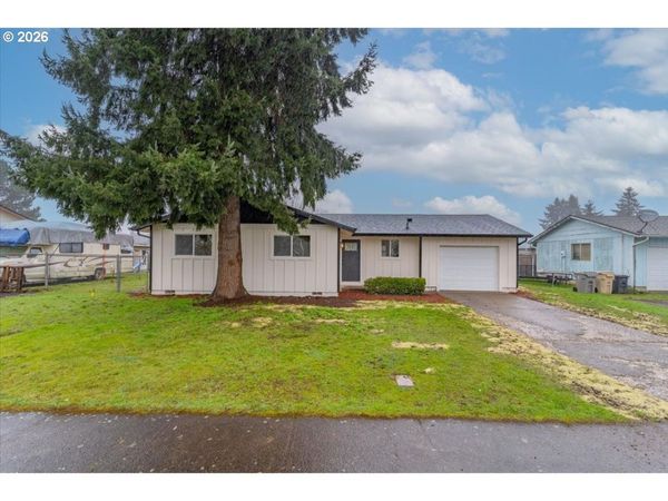 2440 S 2ND ST, Lebanon, OR 97355