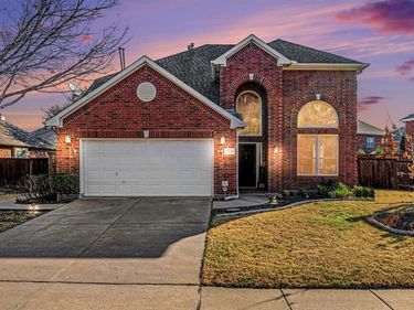 8234 Robertson Drive, Frisco, TX 75036
