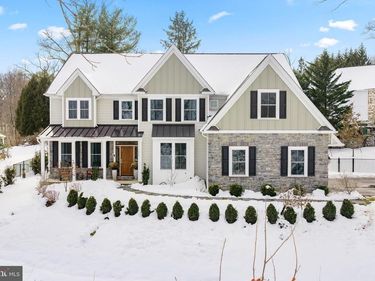 814 NEWTOWN ROAD, BERWYN, PA 19312