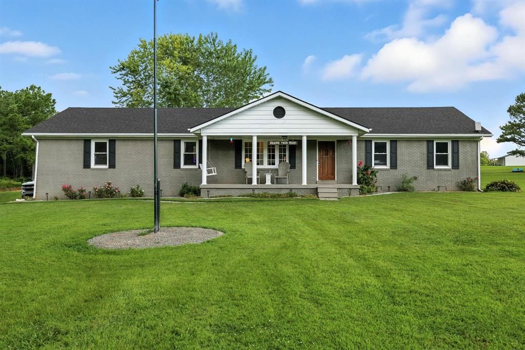 3189 Love Lee Road, Morgantown, KY 42261 Main Photo