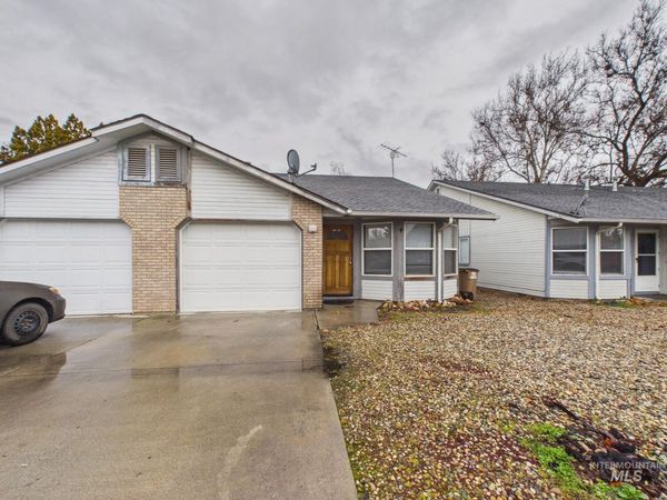 804 E Main #3, Unit #3, Emmett, ID 83617