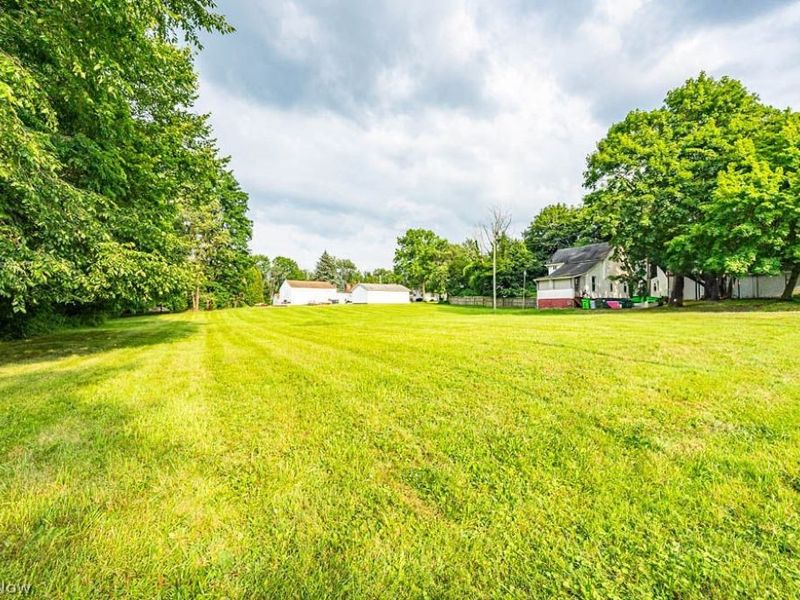 287 1/2 W Main Street, Alliance, OH 44601 Photo 3