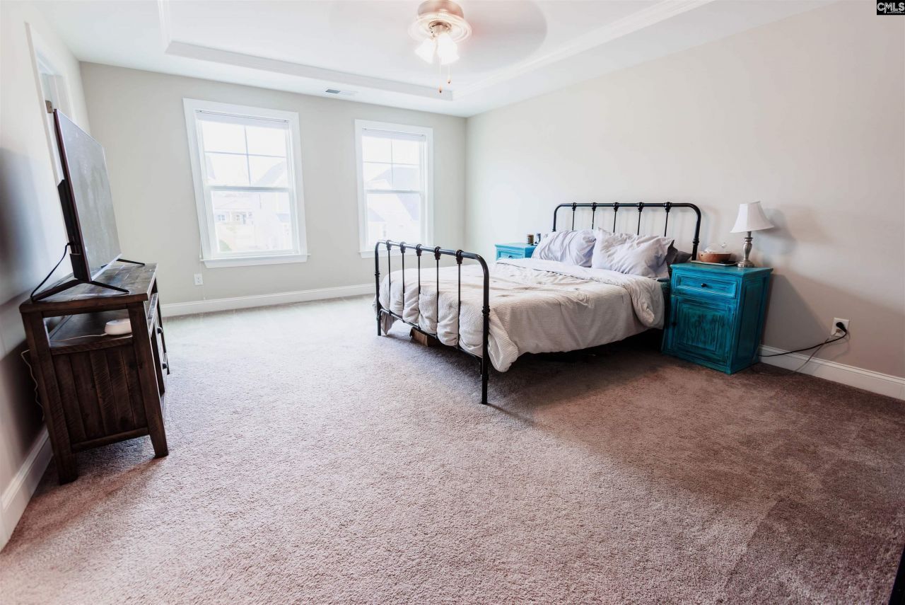 133 Hadleigh Drive  Photo 18