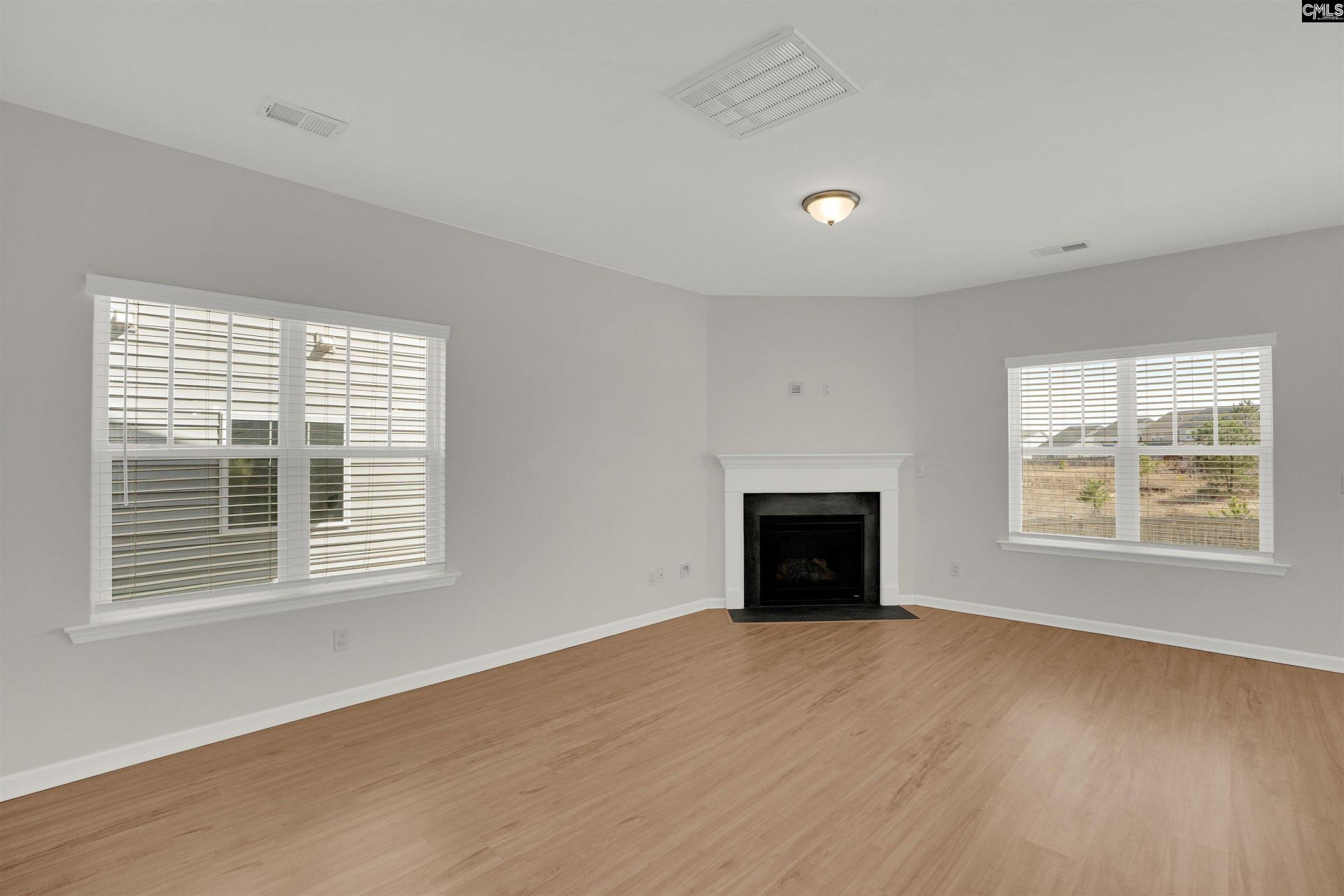 748 N Pinewalk Way Photo 10