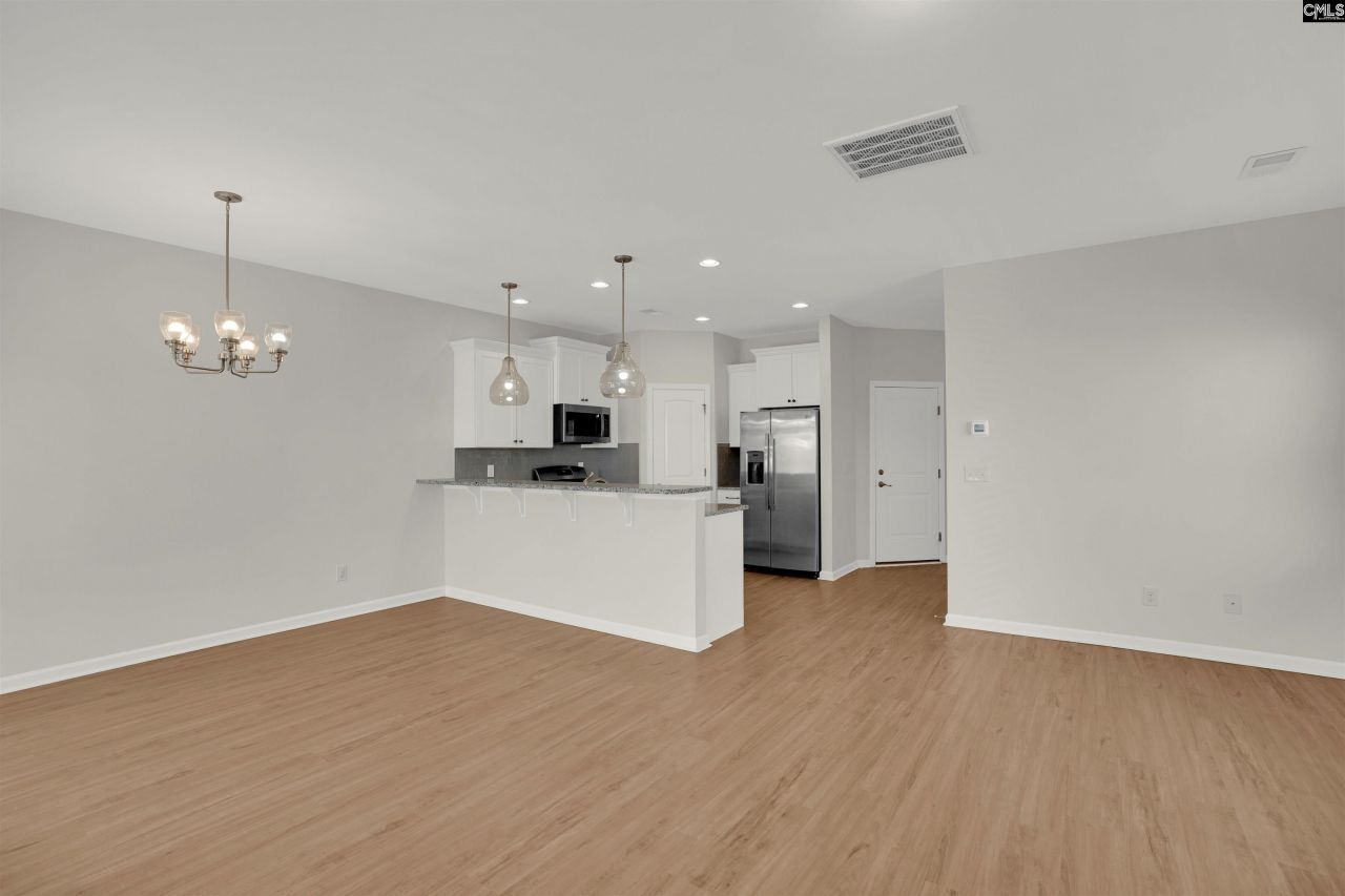 748 N Pinewalk Way  Photo 12