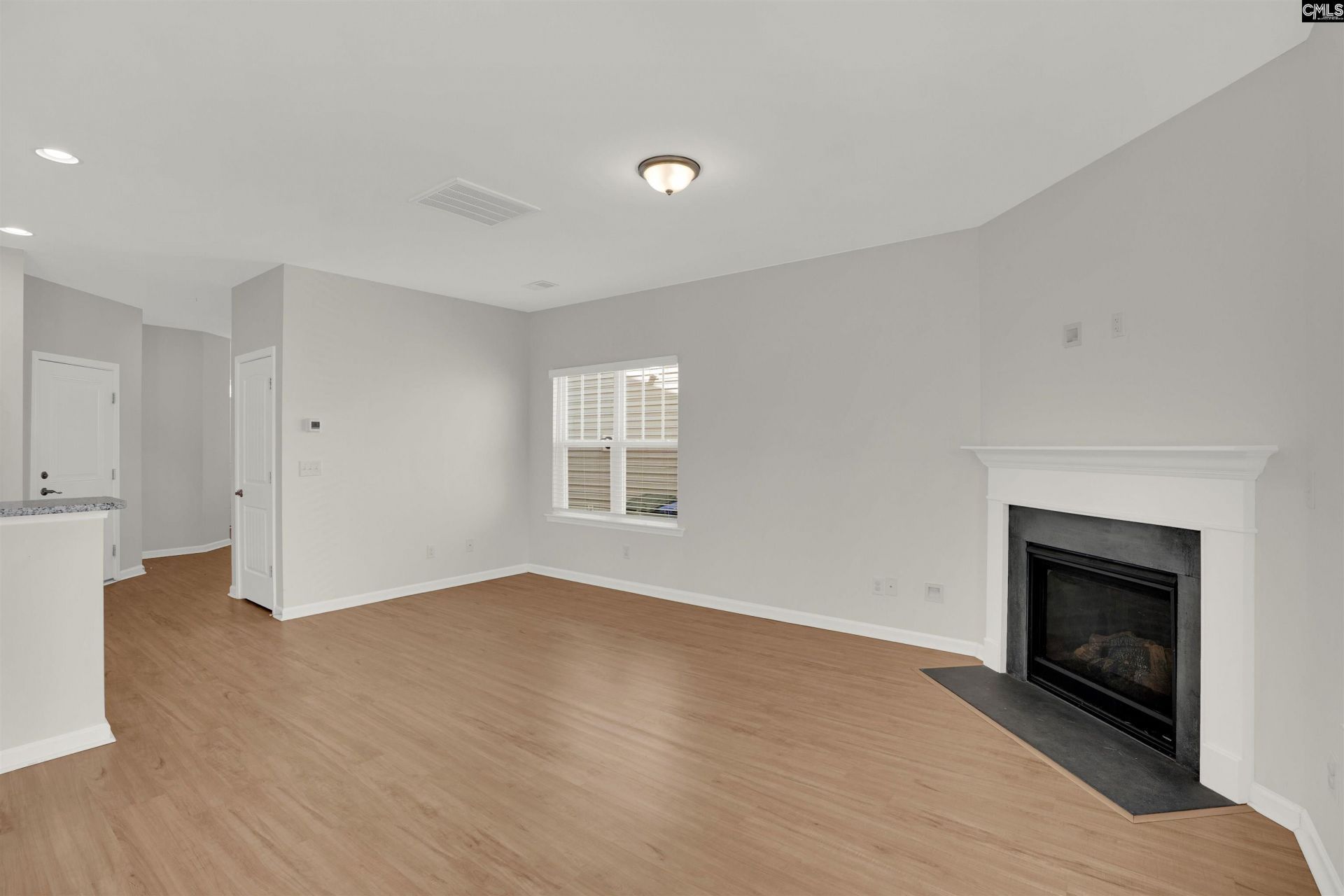 748 N Pinewalk Way Photo 13