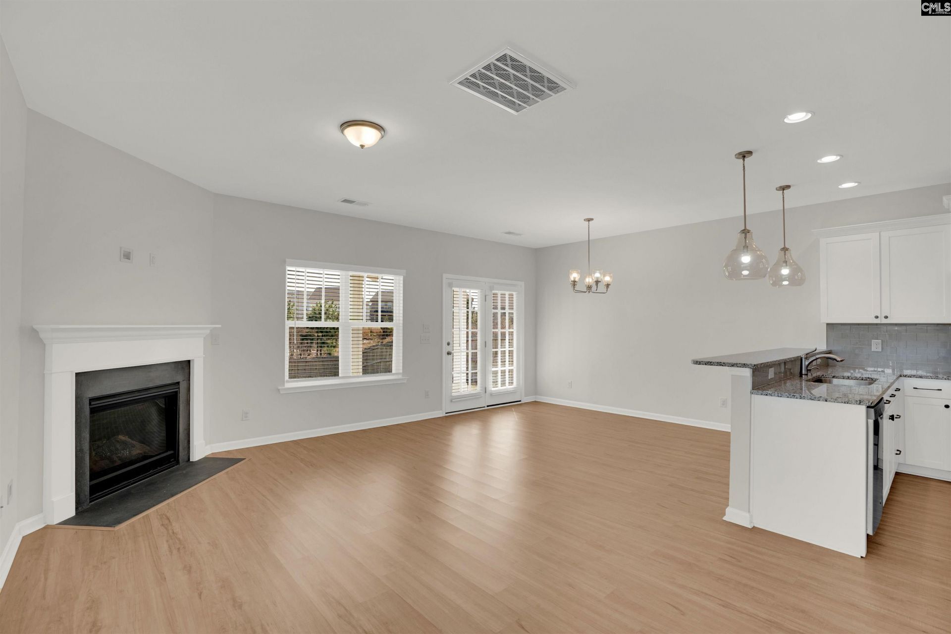 748 N Pinewalk Way Photo 13