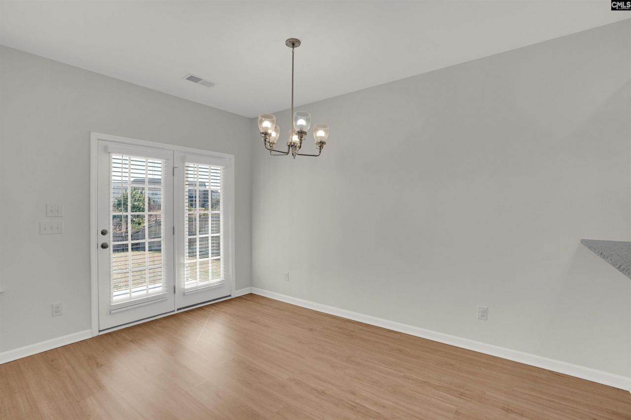 748 N Pinewalk Way  Photo 14