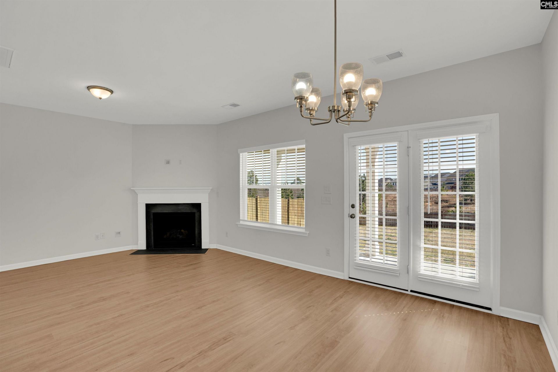 748 N Pinewalk Way Photo 17