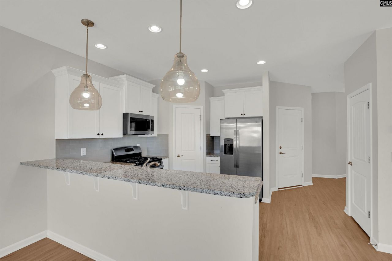 748 N Pinewalk Way  Photo 8