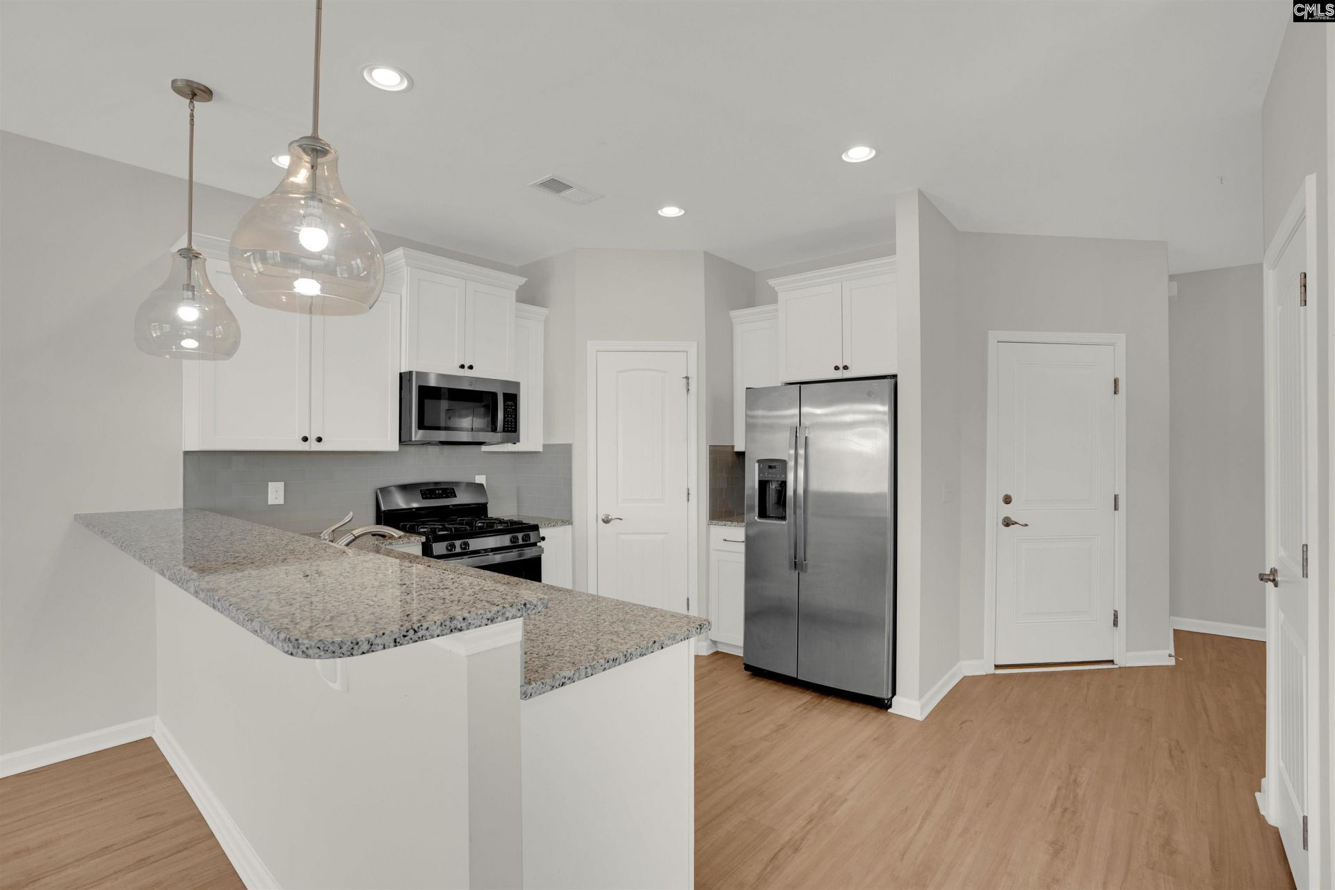 748 N Pinewalk Way Photo 8