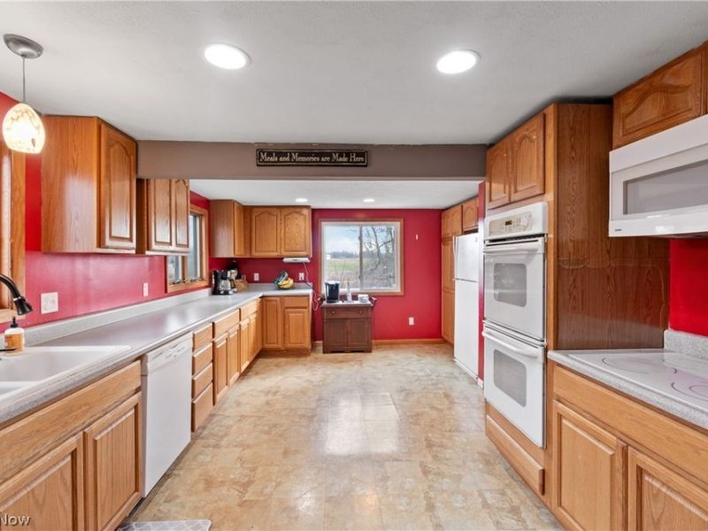 1707 Congress Lake Road, Mogadore, OH 44260 Photo 9