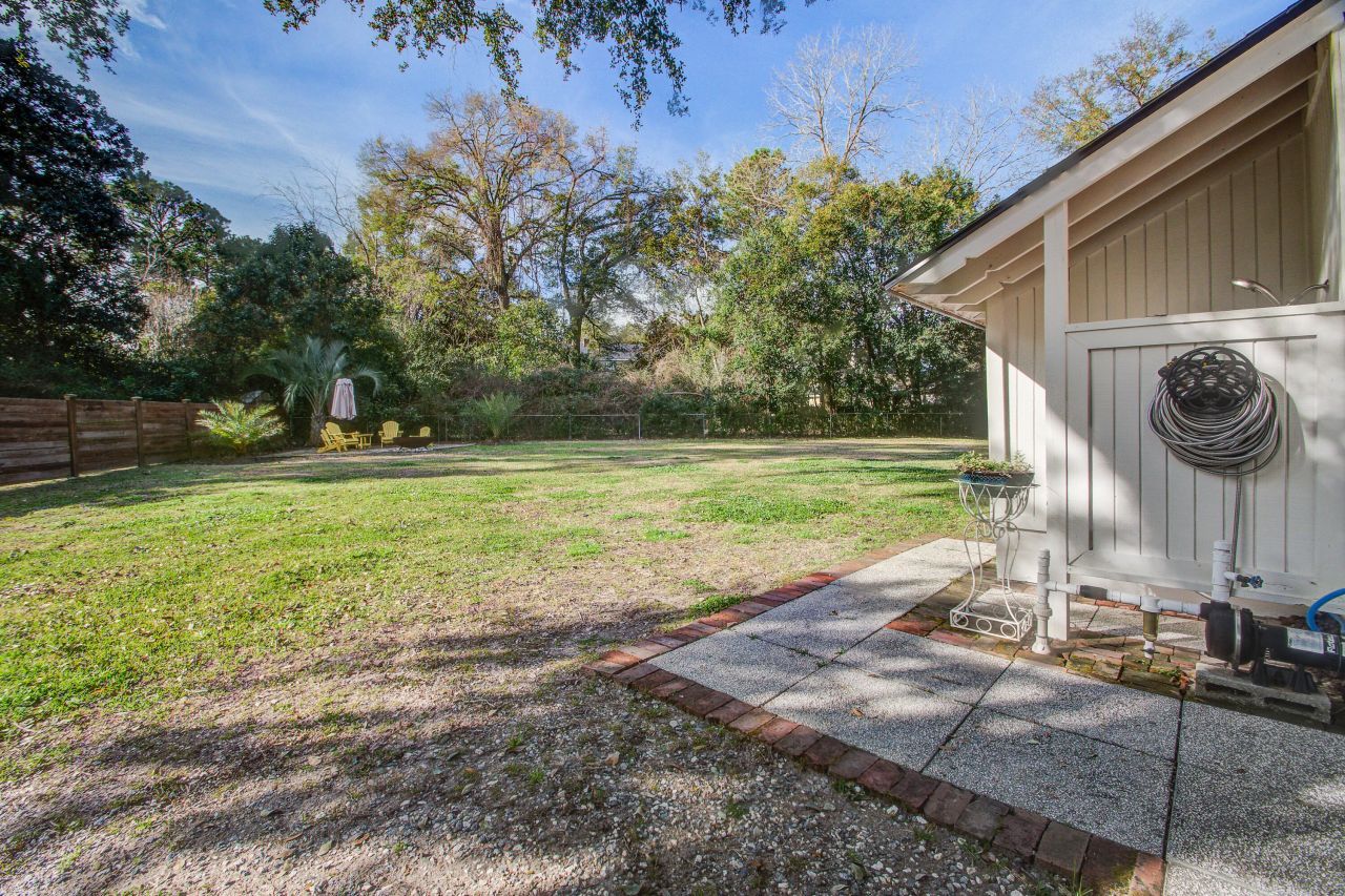 1435 N Edgewater Drive Photo 19