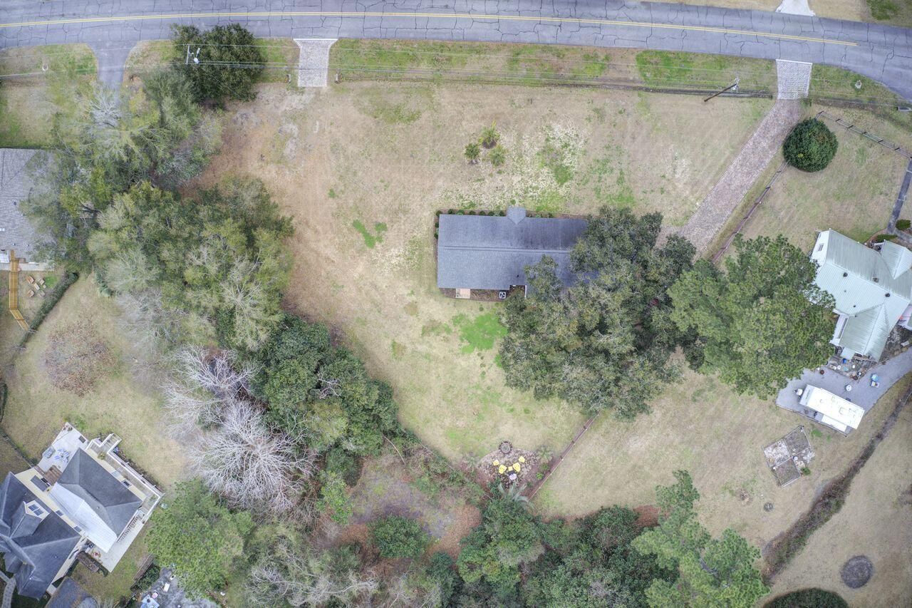 1435 N Edgewater Drive Photo 34