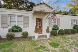 1435 N Edgewater Drive photo 4