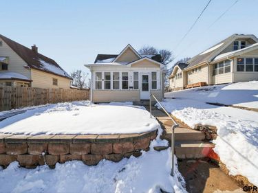 4812 S 17Th Street, Omaha, NE 68107