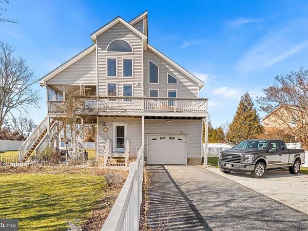 6301 KNOLL HILL DRIVE, BERLIN, MD 21811