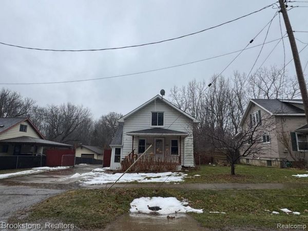 140 E Johnson Street, Clio, MI 48420