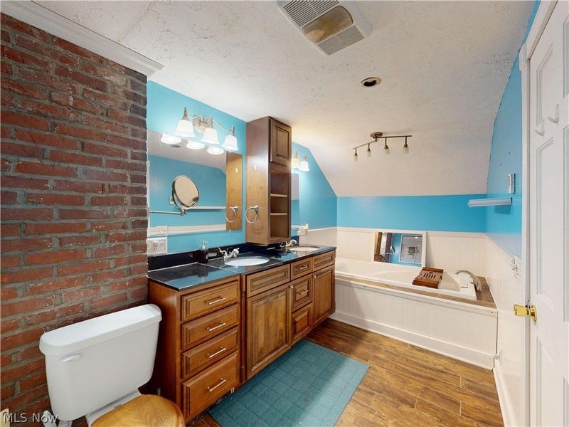 7911 S Ridge Road, Madison, OH 44057 Photo 32