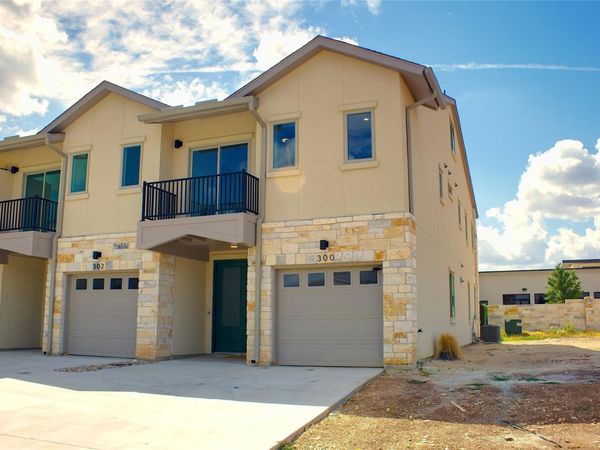 300 Tesla CIR, Austin, TX 78681