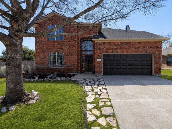 1114 Calistoga DR, Leander, TX 78641
