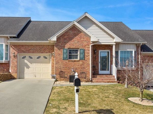 294 RIDGEWOOD AVE, BROADWAY, VA 22815