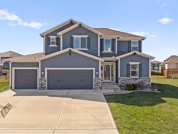 25247 W 147th Court, Olathe, KS 66061