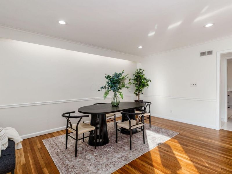 41 S Broadleigh Road, Columbus, OH 43209 Photo 10