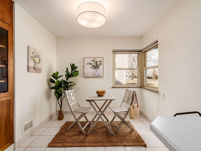 41 S Broadleigh Road, Columbus, OH 43209 Photo 15