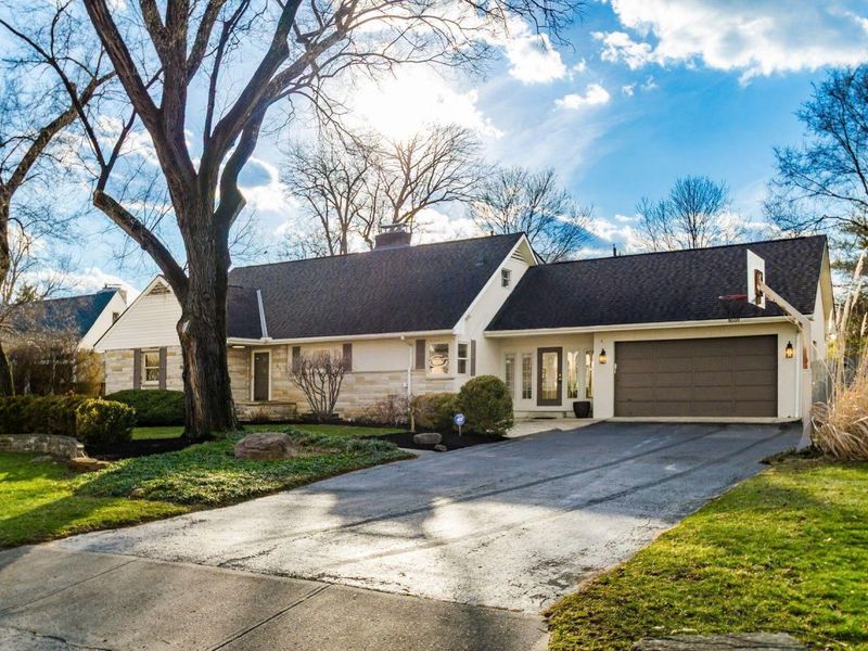 41 S Broadleigh Road, Columbus, OH 43209 Photo 2