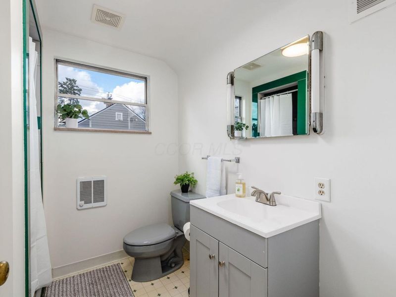 41 S Broadleigh Road, Columbus, OH 43209 Photo 27