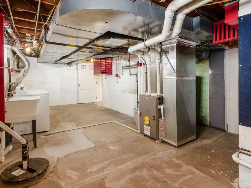 41 S Broadleigh Road, Columbus, OH 43209 Photo 39