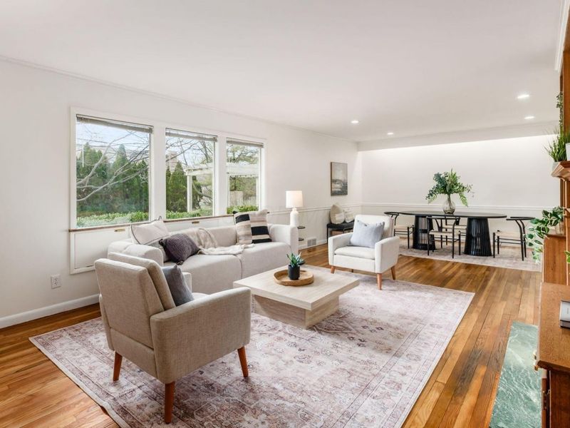 41 S Broadleigh Road, Columbus, OH 43209 Photo 4