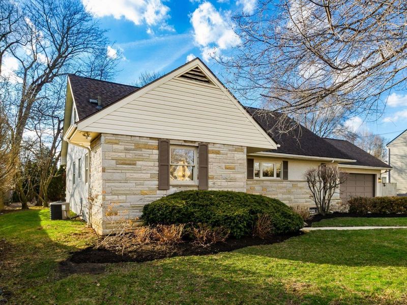 41 S Broadleigh Road, Columbus, OH 43209 Photo 48