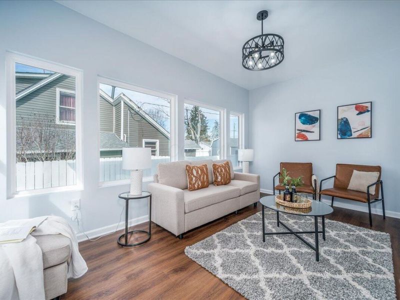 446 E Franklin Street , Circleville, OH 43113 Photo 4