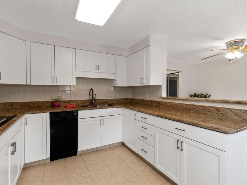 2813 Kingsrowe Court , Unit 43, Columbus, OH 43209 Photo 11