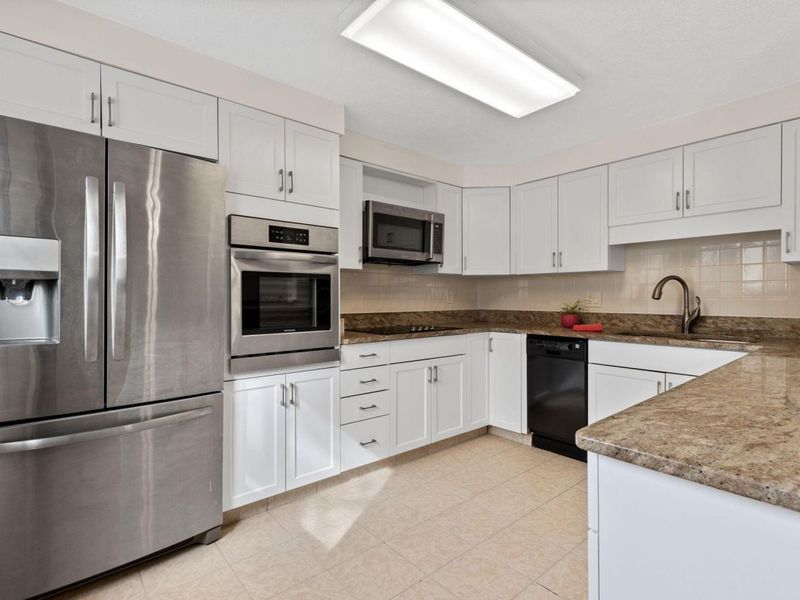 2813 Kingsrowe Court , Unit 43, Columbus, OH 43209 Photo 8