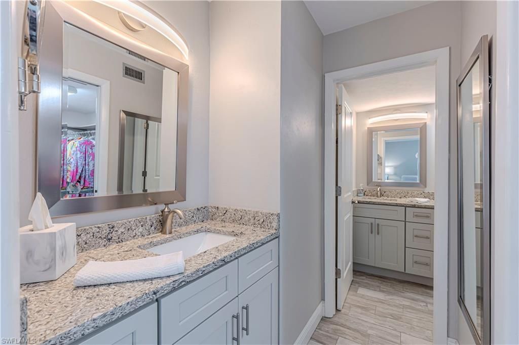 3350 N Key Dr, Unit 914, North Fort Myers, FL 33903 Photo